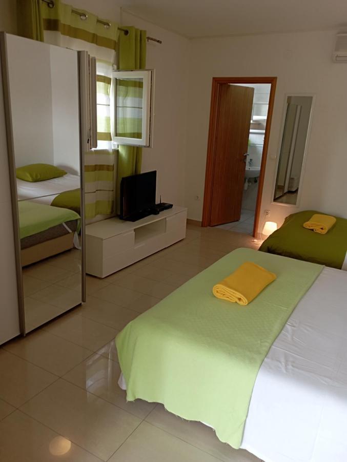 Apartmani Trubi 1 Vodice Ngoại thất bức ảnh